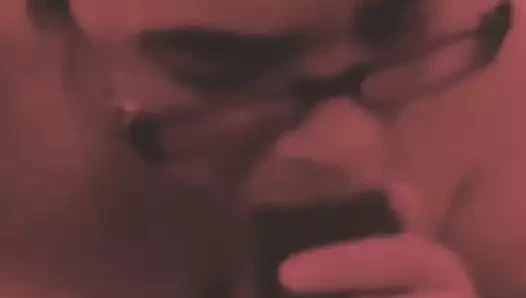 Bayan Mac yarak emiyor