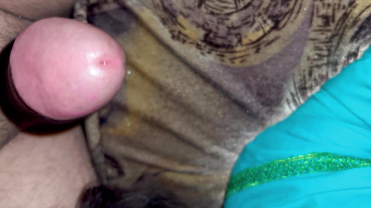 Evde huzurlu bir gece güzel anılar ve derin duygusal bağlantı yaratıyor (18+)