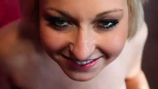 Sarışınlar yüksek ve sıkı sünnetli penis bölüm 3'ü tercih ediyor