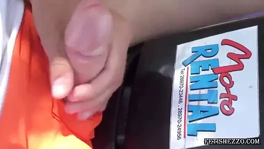 Oğlan fetişi merkez