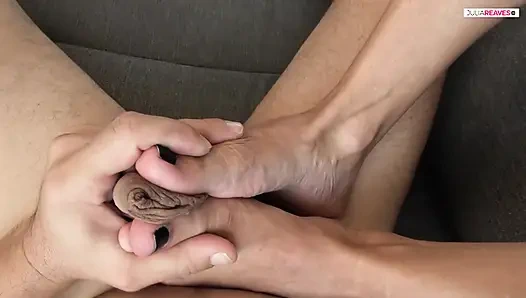 Sevgilime harika bir ayakla mastürbasyon yapıyorum