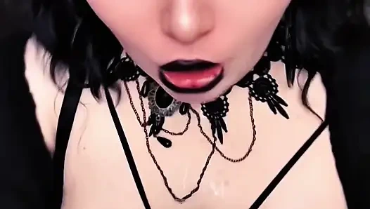 Gotik iri güzel kadının büyük zenci yarağının üremeye ihtiyacı var