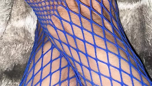 Minik ayak ve uzun ayak parmaklı Asyalı üzerinde mor file