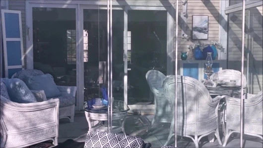 Hunk kankam verandada çıplak güneşleniyor 5