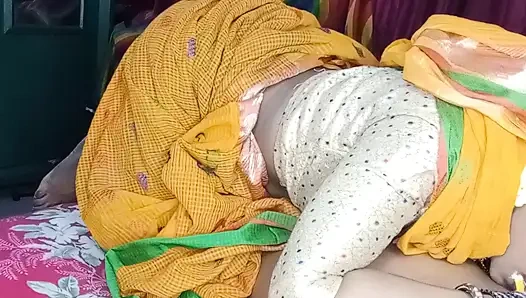 Hintli tam bölüm bir erkek ile sert sikişiyor cpuple hardcore sabah seksi ve sikiş videosu