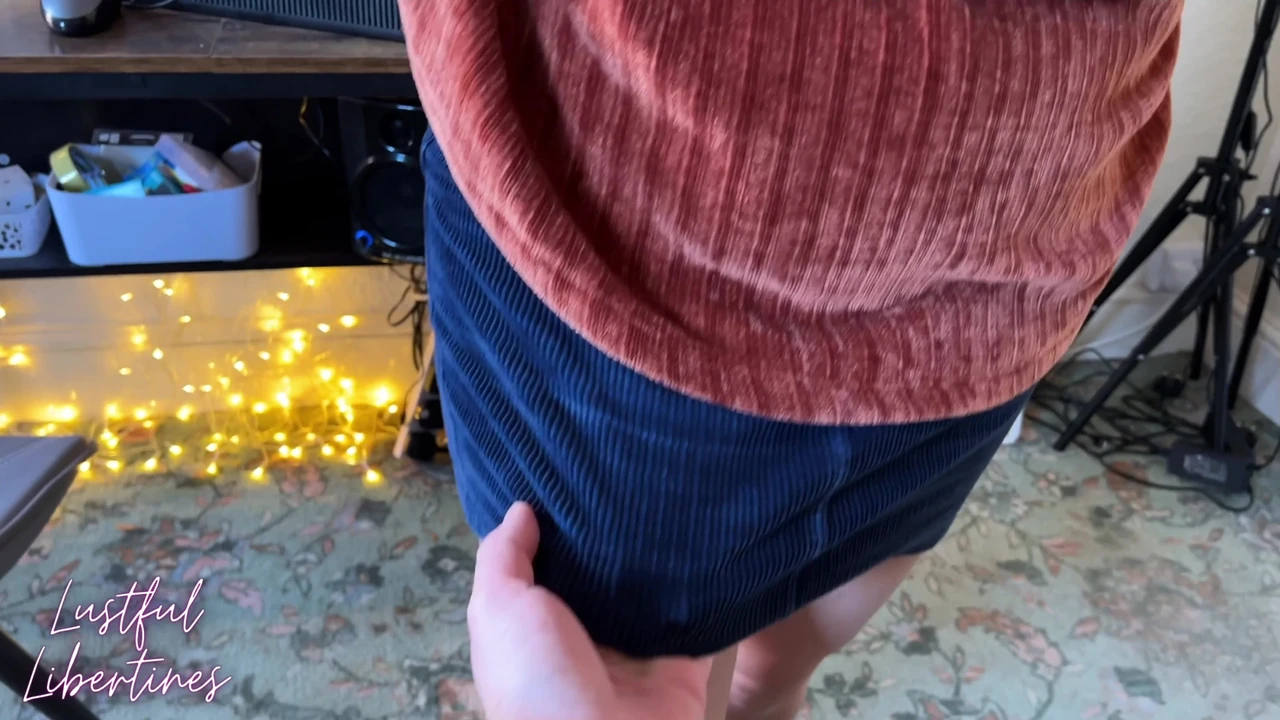 गलती से मेरा लंड सौतेली बहन की बालों वाली MILF चूत में फिसल गया