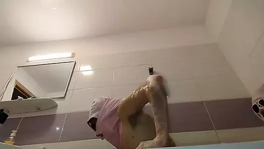 Amateur couple taking bath together. Big ass wife, hairy pussy, big tits.