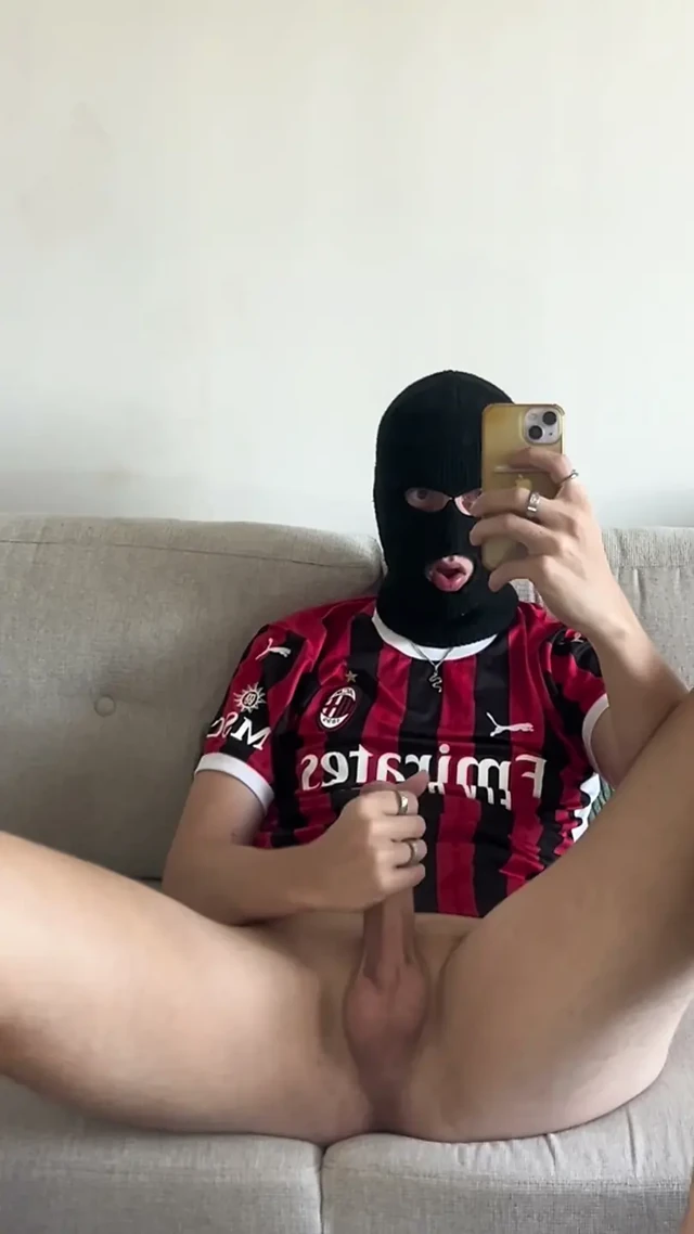 Azgın ac milan futbol erkek kardeş döl atıyor
