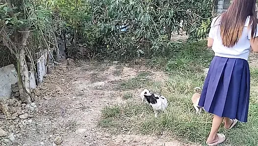 MASUM KıZ ÖĞRENCI KENDINI AZGıN HISSETMESI IÇIN ÜVEY BABASıNA YALVARıYOR