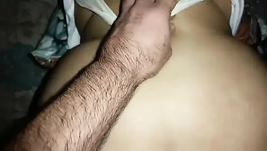 Üvey kız kardeş dün gece sikiliyor
