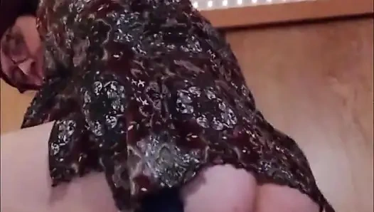 Ağzı Tıkalı Moogirl Biniyor