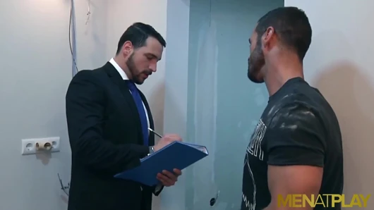 Menatplay - enzo rimenez takım elbiseli adam prezervatifsiz Denis Vega
