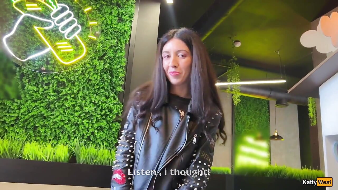 Şalvar için anal sekse hazır! - Katty West ile sert göt sikişi