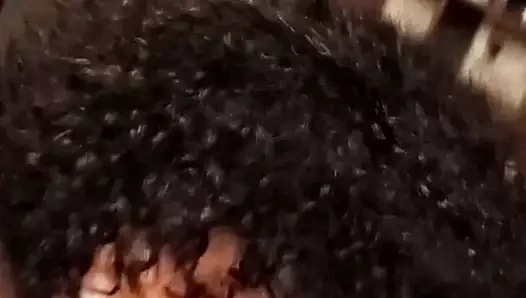 O benim kedi boşalmak yaptı