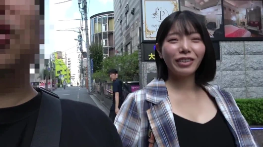 Büyük memeli ham seven amatör ofis hanımı