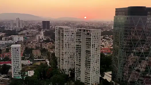 Sarışın Bomba Amcığı Sikiyor Ve Yarağı Çılgınca Gırtlağına Kadar Alıyor