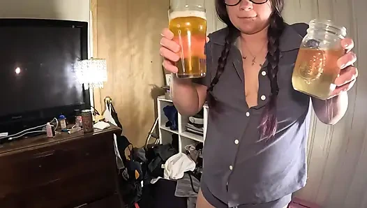 Komşular büyük götlü aldatan evli kadın