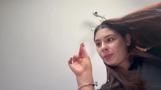 Giantess Worship Mini İşe Yaramaz