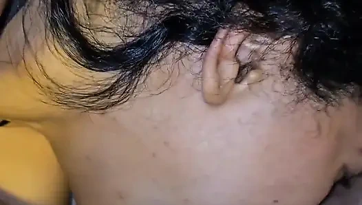 Hamile kaltağımın boğazında iki pozisyonda sikişiyorum