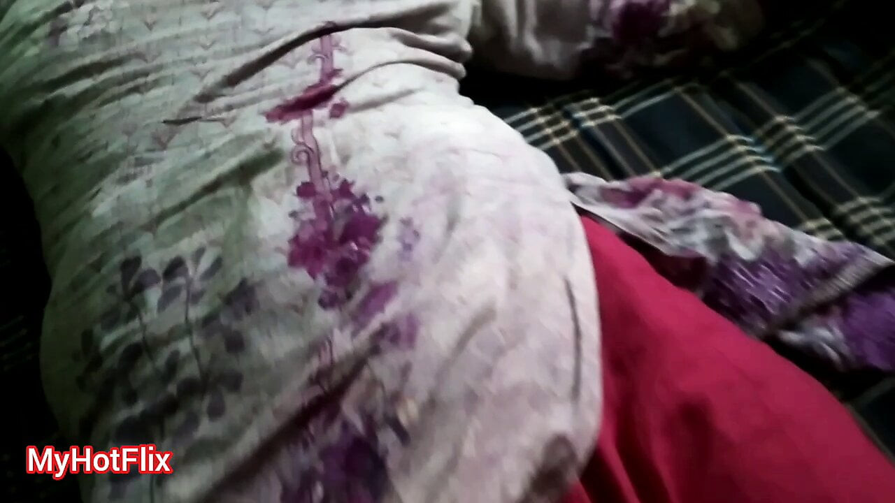Süper sıcak ve sevimli sulu Hint sikiliyorum - yeni xxx genç çiftler porno videolar