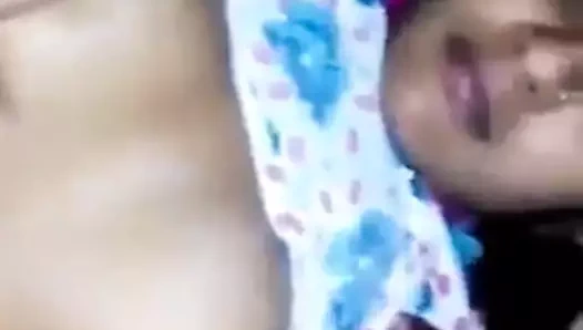 Bangladeşli sıcak yenge