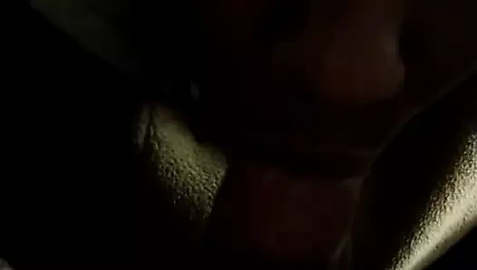 Ağzına boşalıyor