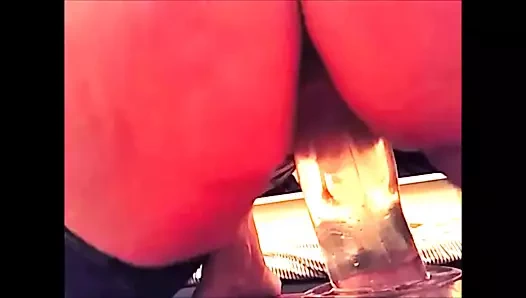 Otur - canavar yapay penis üzerinde alt impales