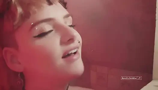 Candy Kush, Eşimi Dikkatini Dağıttı ve Bir Partide Beni Kısa Bir Şey İçin Tuvalete Sürükledi