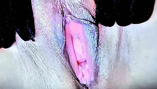 Miss Khalifa Dildoing With Mandingo Cucumber For Her Thirsty White Shaved Big Pussy