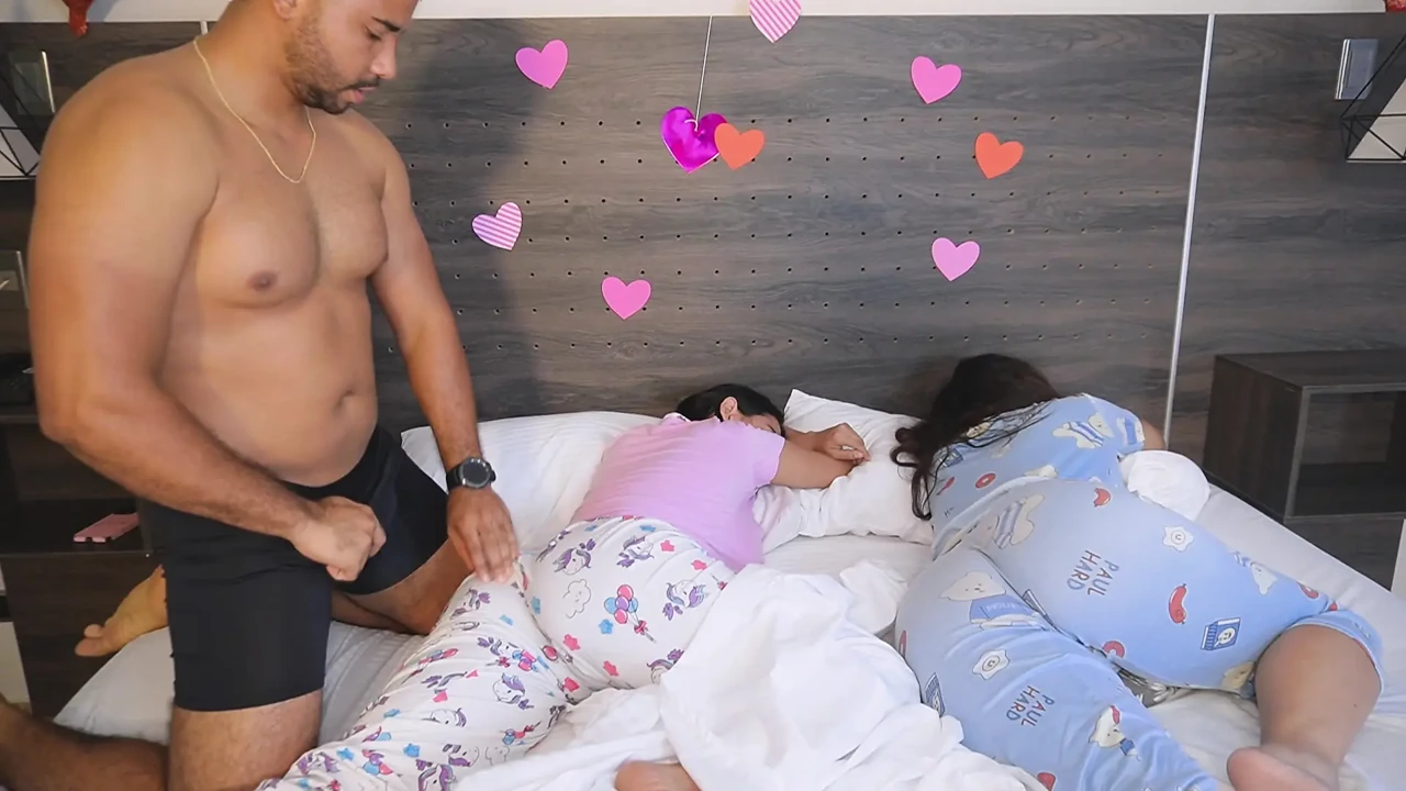 Very Hot Latina Teen Takes off My Condom and Asks Me to Fill Her with Milk