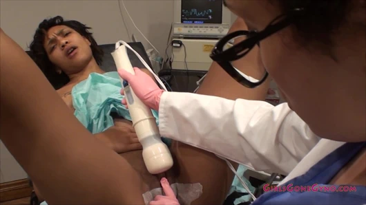 $clov jackie banes, doktor tampa tarafından orgazm araştırmasından geçiyor