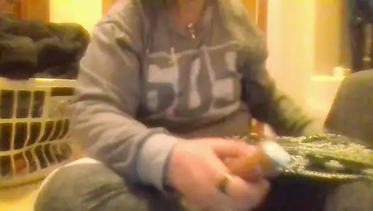 Vibing anal esneme
