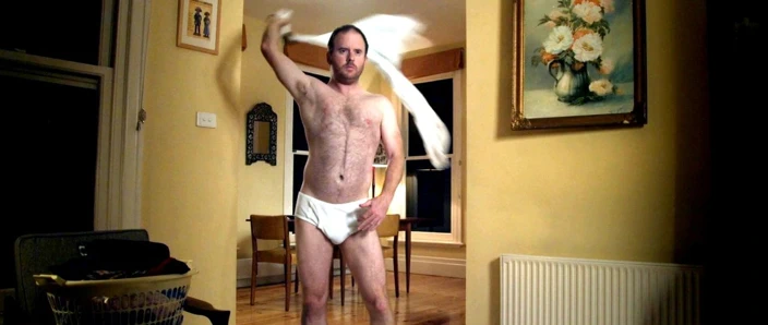 erkek ünlü adam zwar gömleksiz