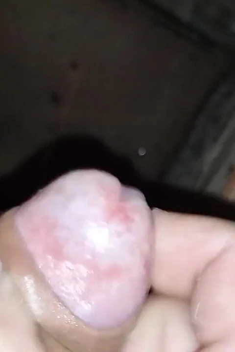 Sadece küçük yarağımla mastürbasyon