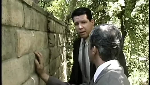 Genç esmer hippi civciv ile harika memeler olduğunu becerdin