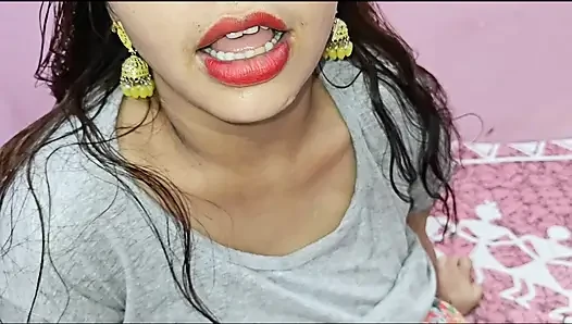 Bhabhi ghar per akeli thi dever ne chudai ker diya.