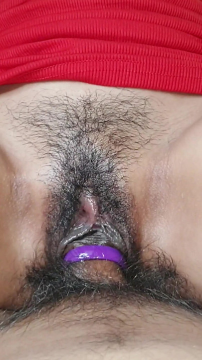 Hintli yeni orta yaşlı seksi kadın genç sevgilisi tarafından sert sikiliyor. | Klip 2