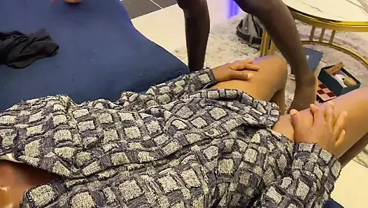 Erkek Arkadaşımı Görmeye Geldim Ama Onun Yerine En Iyi Arkadaşı Tarafından Sikildi