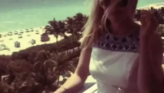 Reese witherspoon beyaz elbise 04