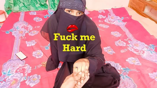 Sik beni! Sert sikişmekle ilgileniyorum