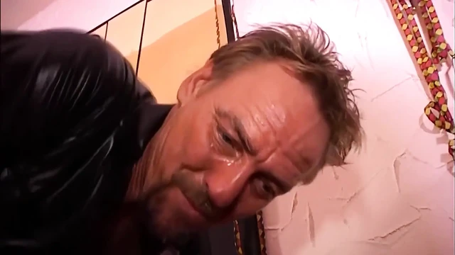 Istediğin gibi sik! Sikişme arzusu tüm sınırları yıktığında!