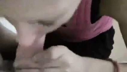 Sırp sarışın milf bj