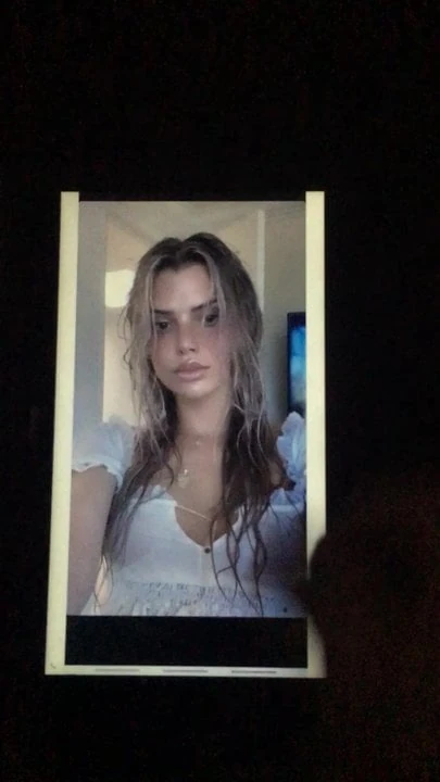 Alissa violet boşalma anısına 2