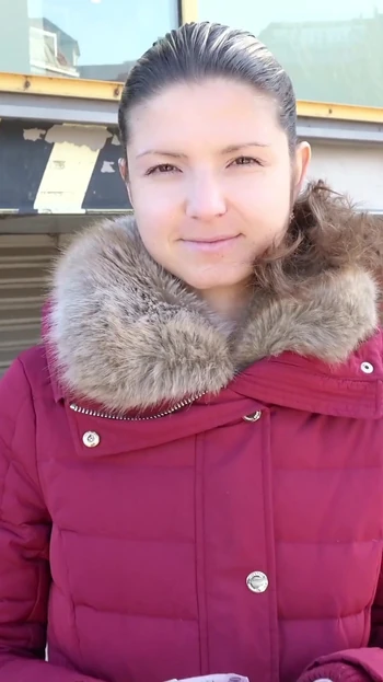 Обязательный для обмена момент из "GERMAN SCOUT - экстремальная худенькая тинка Джина говорит о трахе на кастинге"