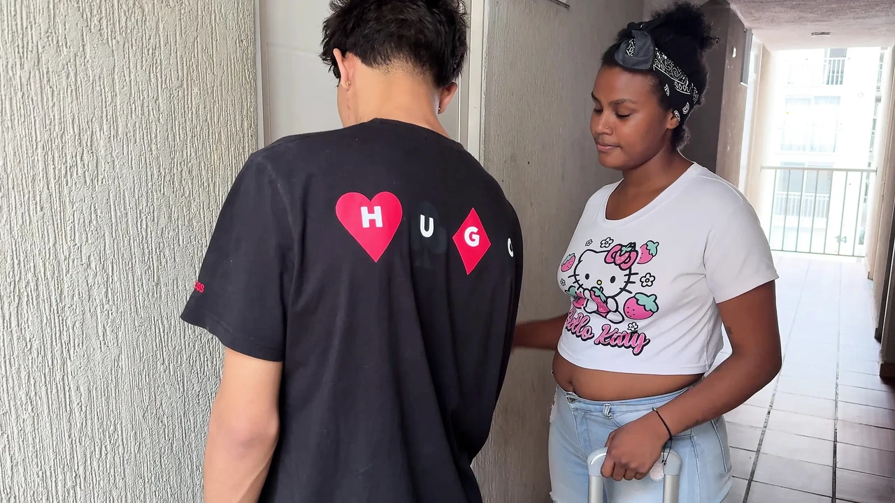 HD What Can Happen If A Stepsibling Couple Shares A Bed At The Hotel (Uncut) - London Special