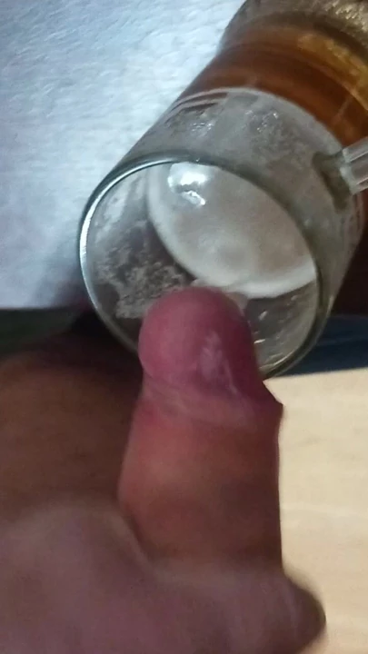 Kim orada bira sipariş etti? Al ve yorumlarda yaz, kim?