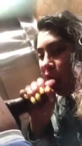 Selfie bbc oral seks içinde bir elevtor