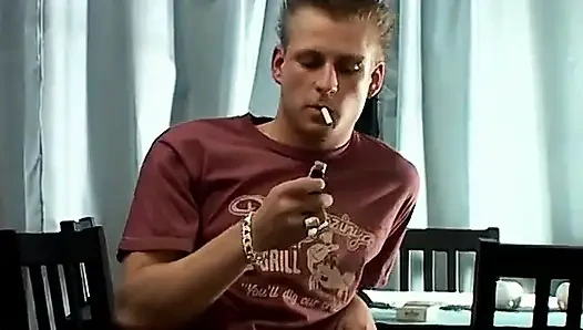 Keith Ledger duman gösterisi!