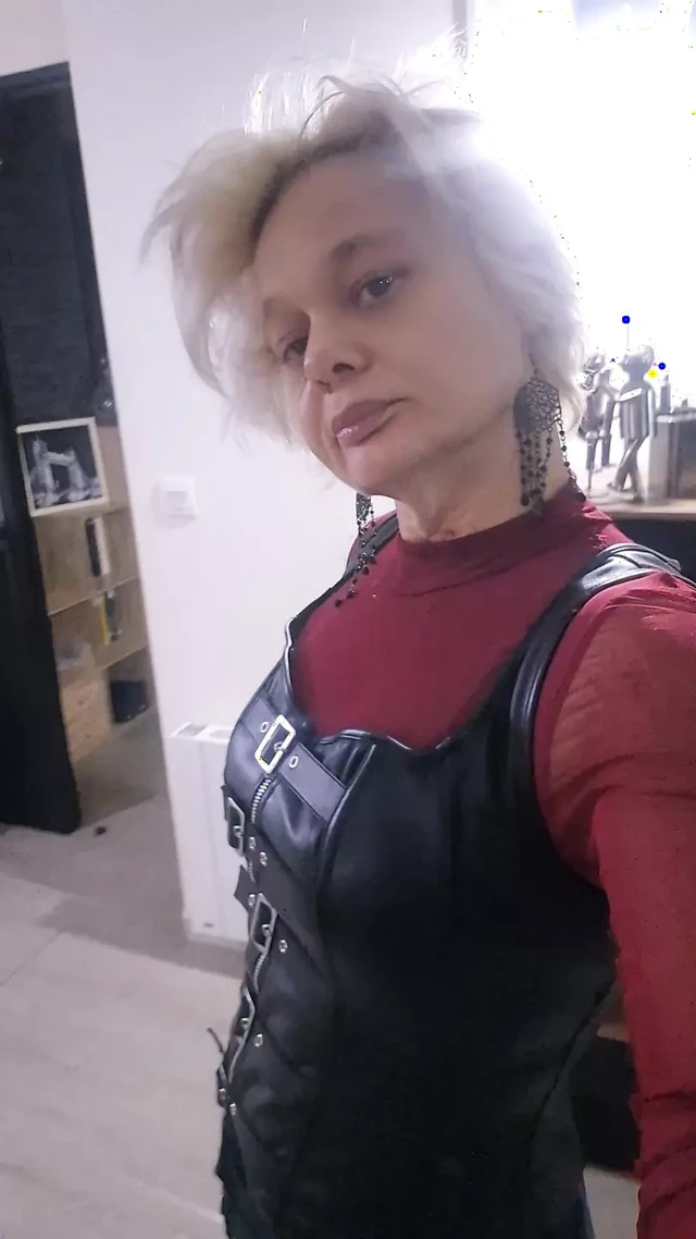 Kıyafetimi beğendin mi?