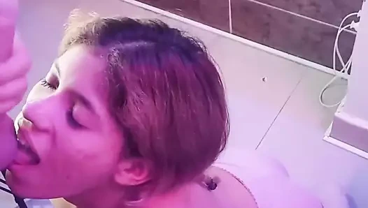 İyi saksodan sonra yüze boşalma